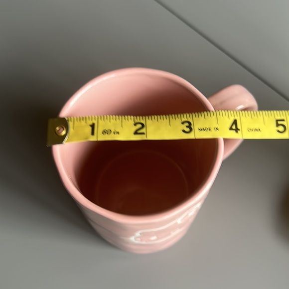 Hello Kitty winking kitty Mug in Pink, new without tag - Picture 3 of 5